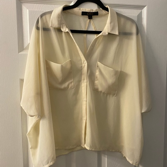 Lovely sheer blouse - Picture 1 of 2